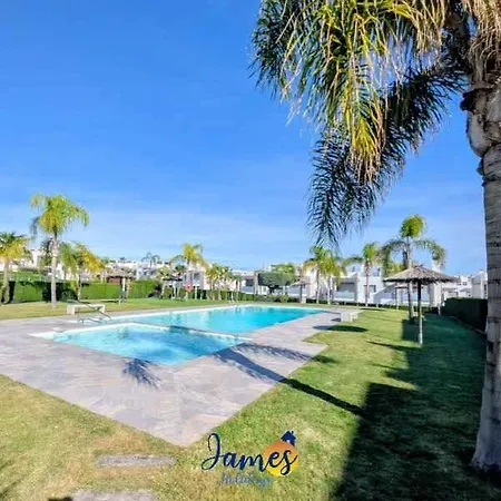Punta Prima Family With Pool Pp33 Апартаменты *