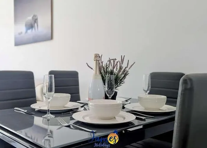 شقة Punta Prima Family With Pool Pp33