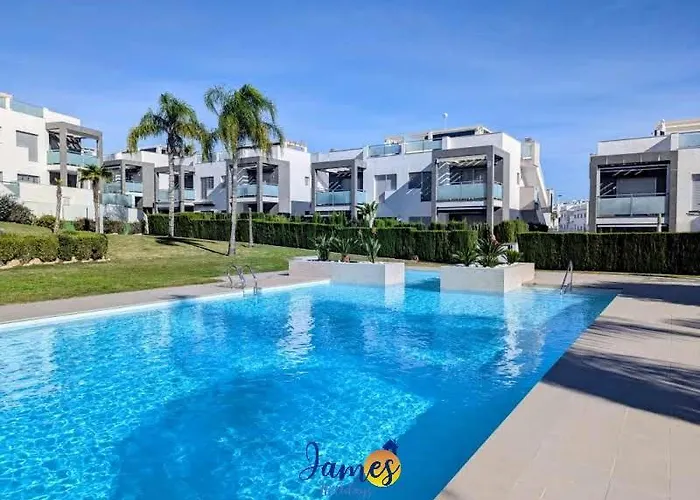 Punta Prima Family With Pool Pp33 شقة تورّيفيِخا